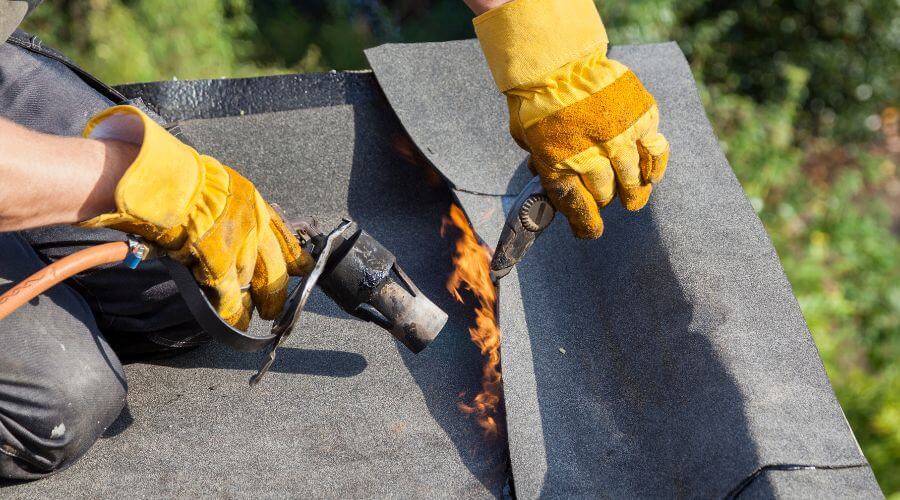 Professional flood damage restoration services in Umpire, AR